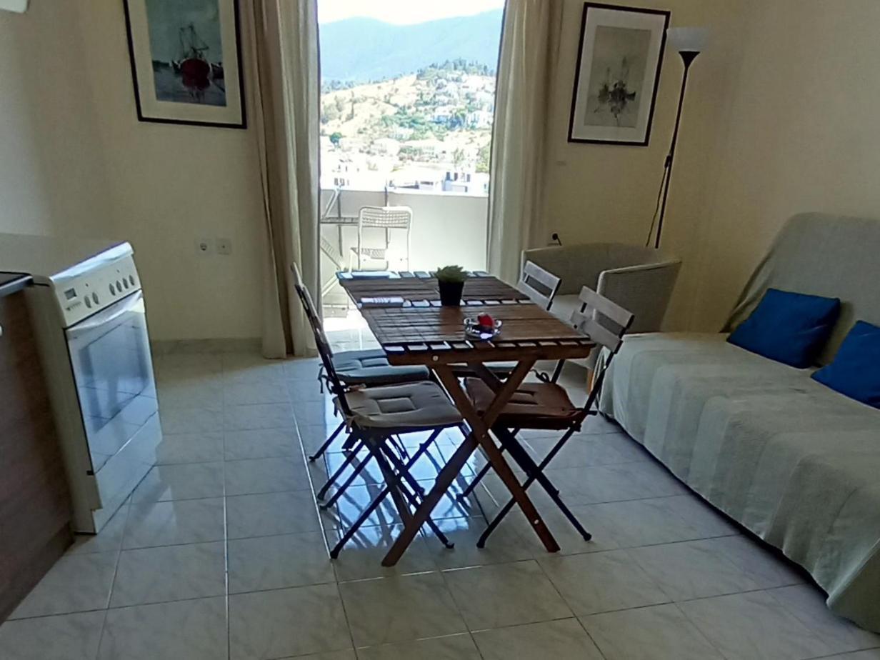Forest&Sea Apartment Poros Town Exterior foto