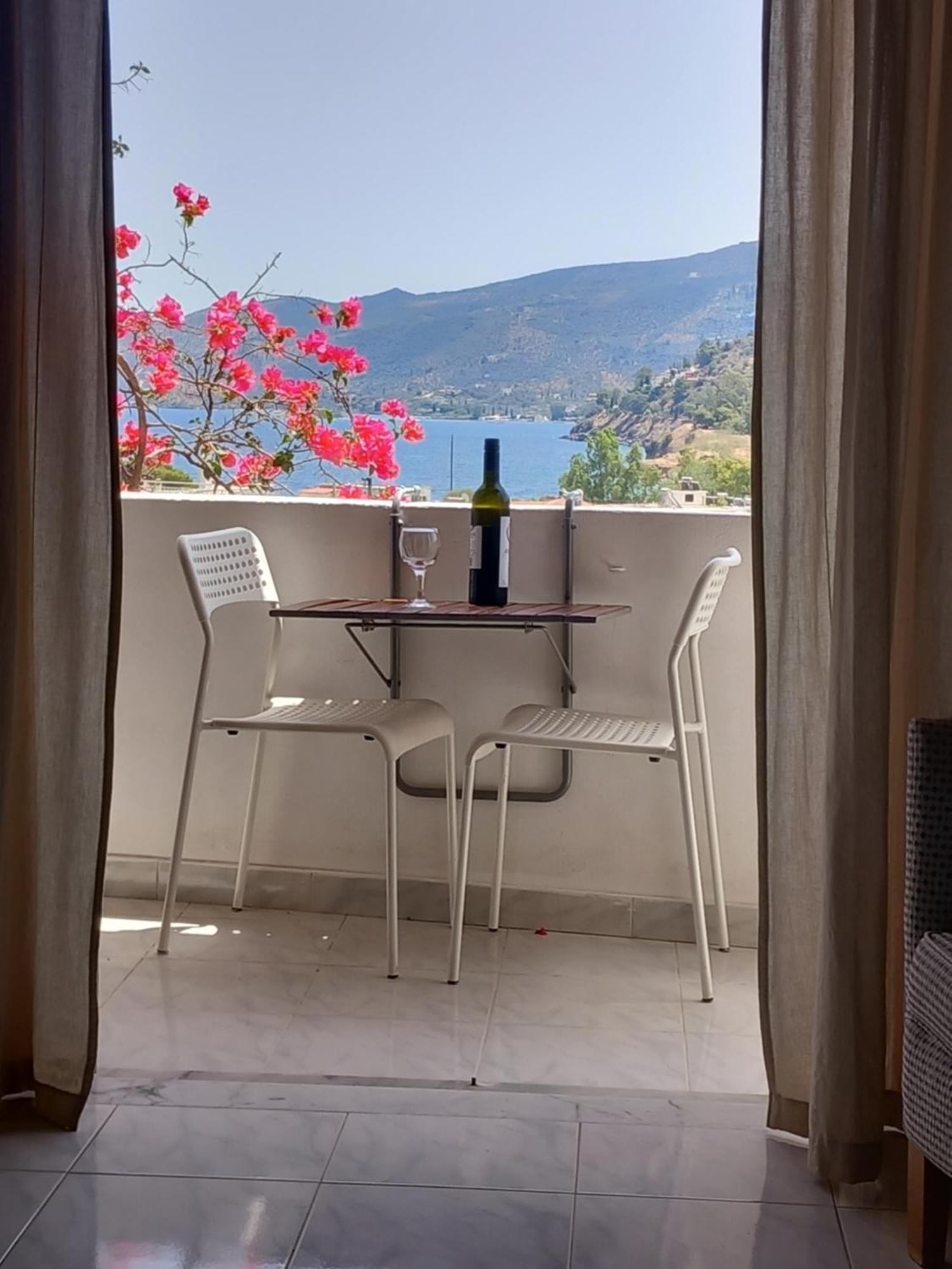 Forest&Sea Apartment Poros Town Habitación foto